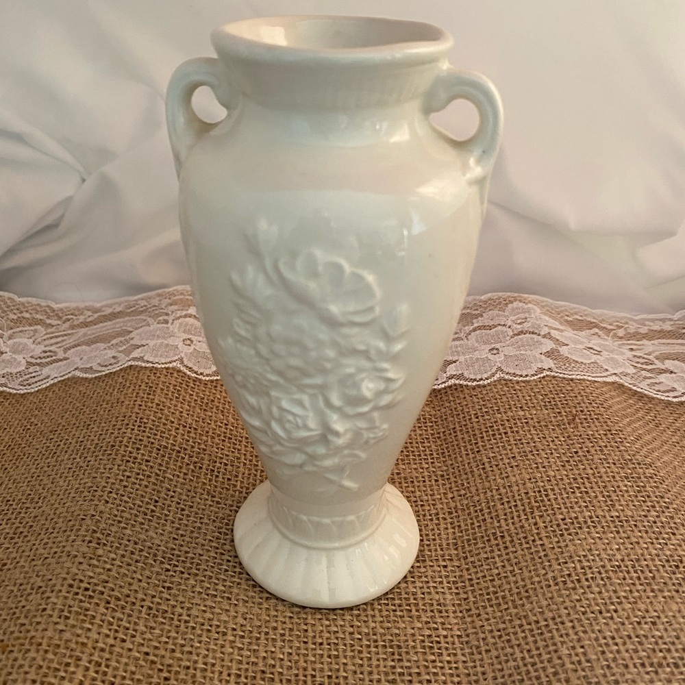 Vintage Hand Painted Vase 1978 Floral White 6” tall x 4” wide